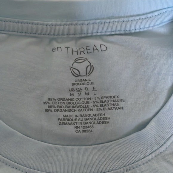 Pale blue t-shirt, medium, brand: en Trhread - Picture 3 of 3